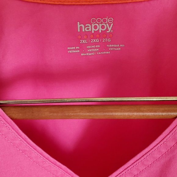 Pink Code Happy scrub top - Picture 4 of 6